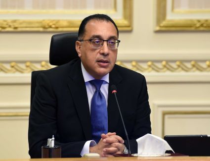 رئيس الوزراء: مهلة أسبوعان لكل المنافذ التجارية لوضع أسعار السلع بوضوح وإعلانها