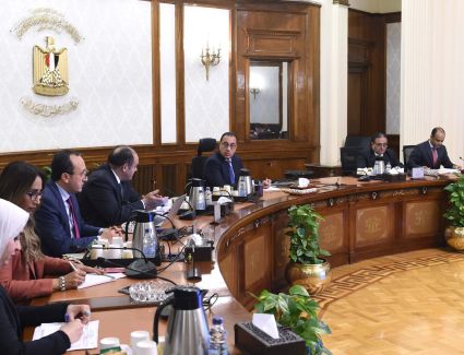 رئيس الوزراء يستعرض ملامح الاستراتيجية الوطنية للتنمية الصناعية