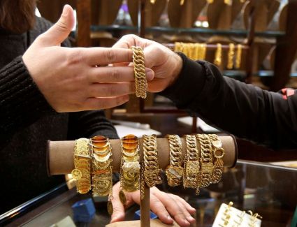 تعرف علي أسعار الذهب اليوم الأثنين.. وعيار 21 يسجل 1750 جنيهًا