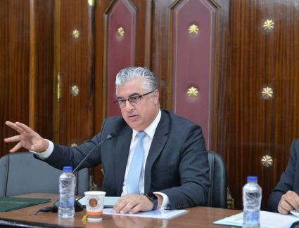 "وليد جمال الدين" يستعرض تجهيز منطقة أبو خليفة لاستقبال الاستثمارات خلال 2023