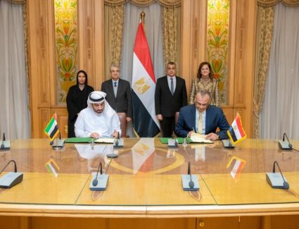 وزراء "الإنتاج الحربي" و"الكهرباء" و"التخطيط" يشهدون توقيع مذكرة تفاهم بين "حلوان للصناعات غير الحديدية" و"دوكاب" الإماراتية 