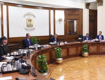 رئيس الوزراء يتابع الموقف التنفيذي لمشروع "مدينة المعرفة" بالعاصمة الإدارية الجديدة 