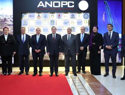 بـ 2.9 مليار دولار: البنك الأهلي ينتهي من ترتيب أكبر تمويل لمشروع بترولي في أسيوط