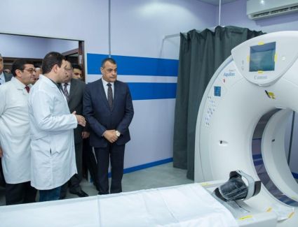 وزير الإنتاج الحربى يتفقد المركز الطبى التخصصي