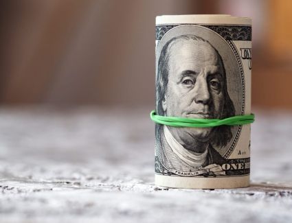 عاجل: الدولار يكسر حاجز الــ31 جنيه في البنوك