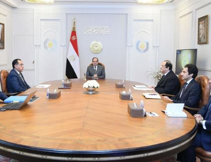 الرئيس السيسي يتابع الخطط المستقبلية لقطاع الطيران المدني