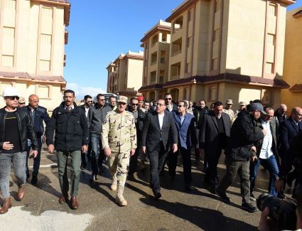 مدبولي و7 وزراء فى جولة موسعة بمحافظة شمال سيناء  لمتابعة تنفيذ المشروعات التنموية والخدمية بها