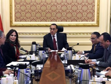 رئيس الوزراء يتابع مع الرئيس التنفيذي للهيئة العامة للاستثمار عددا من ملفات العمل