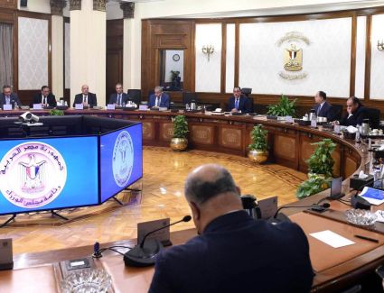 مدبولي يتابع الموقف التنفيذي لمبادرة توطين وميكنة قطاع تجارة التجزئة