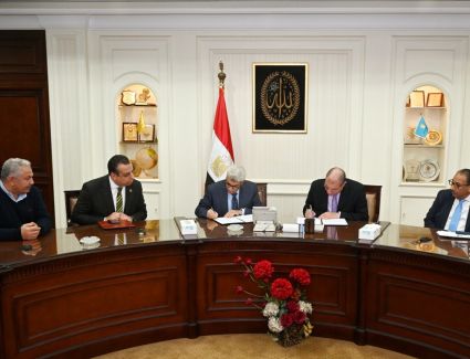 الإسكان": توقيع اتفاقية تعاون لإدارة وتشغيل مواقف انتظار السيارات بالمدن الجديدة 