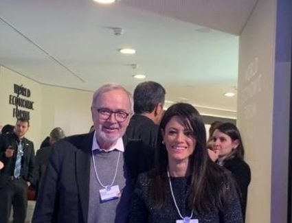 المشاط تلتقي رئيس بنك الاستثمار الأوروبي خلال فعاليات منتدى "دافوس"