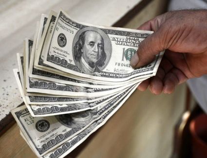 تعرف علي سعر الدولار اليوم الثلاثاء 24-1-2023