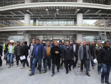 وزير النقل يتابع التقدم في معدلات تنفيذ وتشطيب محطة سكك حديد صعيد مصر