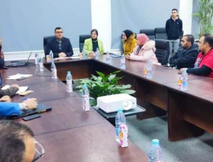 رئيس جهاز العاصمة الإدارية يلتقي سكان الحي الثالث R3