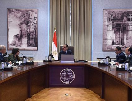 رئيس الوزراء يناقش مع رئيس اتحاد الصناعات عددا من ملفات دعم الصناعة