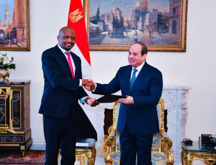 الرئيس السيسي يستقبل المبعوث الخاص لرئيس جمهورية كينيا وزير الاستثمار والتجارة والصناعة