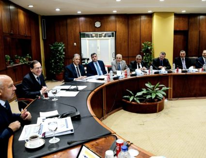 وزيرا البترول والنقل يعقدان اجتماع لمناقشة ودعم العمل المشترك بين الجانبين