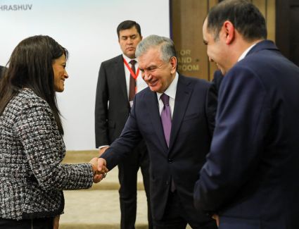 المشاط تُشارك في المائدة المستديرة لرئيس جمهورية أوزبكستان مع رجال الأعمال والشركات المصرية