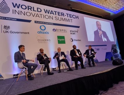 نائب وزير الإسكان لشئون البنية الأساسية يشارك  في حلقة نقاشية بعنوان " تأثير التغيرات المناخية والجفاف على الموارد المائية"