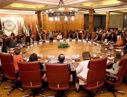 كلمة وزير التجارة والصناعة أمام المؤتمر السنوي الثامن لجمعية سيدات أعمال مصر 21 بالجامعة العربية