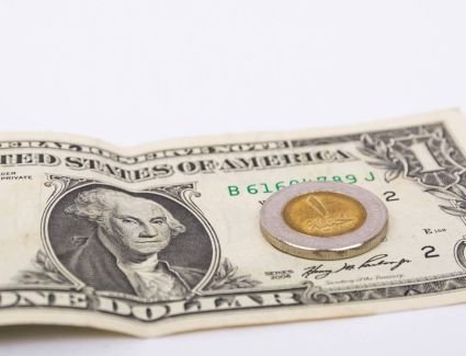 أسعار الدولار مقابل الجنيه اليوم الإثنين 27-2-2023