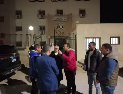 تمهيداً لتشغيلها.. رئيس مدينة 15 مايو يتفقد جاهزية المراكز الطبية بمنطقة الامتداد والإسكان الاجتماعي