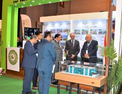 نائب وزير الإسكان للبنية الأساسية يتفقد منتدى إدارة المرافق والمنشآت المصرية
