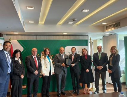 لعام 2022.. فيزا تمنح البنك الأهلي المصري جائزة " الأسرع نمواً " في مصر لمنتج فيزا انفينيت