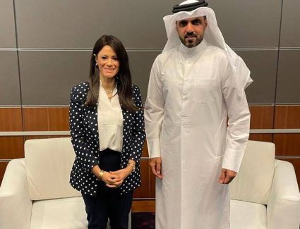 المشاط تلتقي رئيس البنك الآسيوي للاستثمار في البنية التحتية ومدير عام صندوق قطر للتنمية