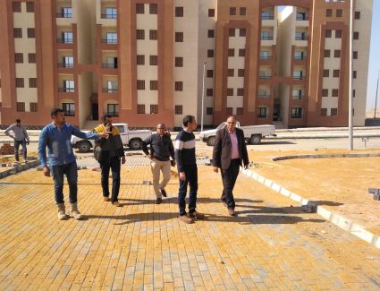 رئيس جهاز سوهاج الجديدة  يتفقد موقف تنفيذ مشروعات الإسكان الجارية بمدينة أخميم الجديدة