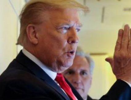 ترامب يعلن نشر الجيش وفرض حظر التجوال بالولايات المتحدة الأمريكية 