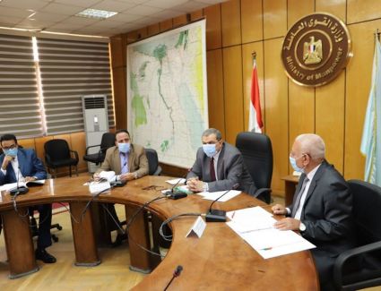 تنفيذا لتوجيهات " السيسي " صرف 163 مليون جنيه لـ 153 ألف من العاملين في 1380 منشأة سياحية 