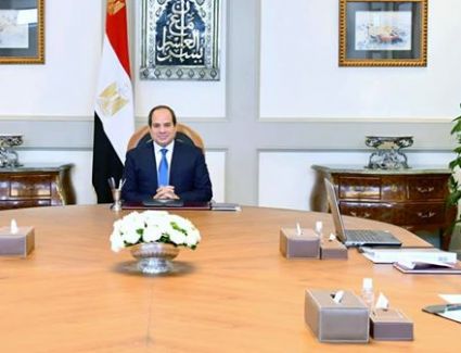السيسى يطلع علي جهود البنك المركزي لاحتواء التداعيات الاقتصادية لفيروس كورونا