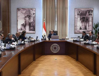 رئيس الوزراء يستعرض أبرز ملامح الخطة الاستثمارية للعام (2023-2024)
