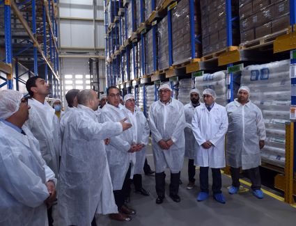 رئيس الوزراء يتفقد مصنع شركة "اتيكو فارما ايجيبت" للأدوية والمحاليل الطبية