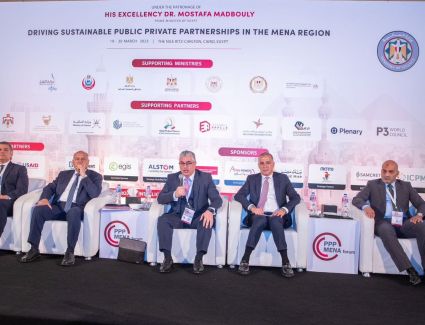 رئيس اقتصادية قناة السويس يشارك في مؤتمر الشراكة بين القطاعين العام والخاص بمنطقة الشرق الأوسط