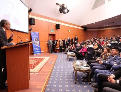 وزير الاتصالات يكرم الفائزين فى مسابقة DECI-GEEKS التى أطلقتها مبادرة أشبال مصر الرقمية